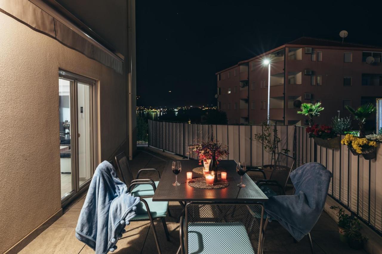 Apartment Gina โตรกีร์ ภายนอก รูปภาพ